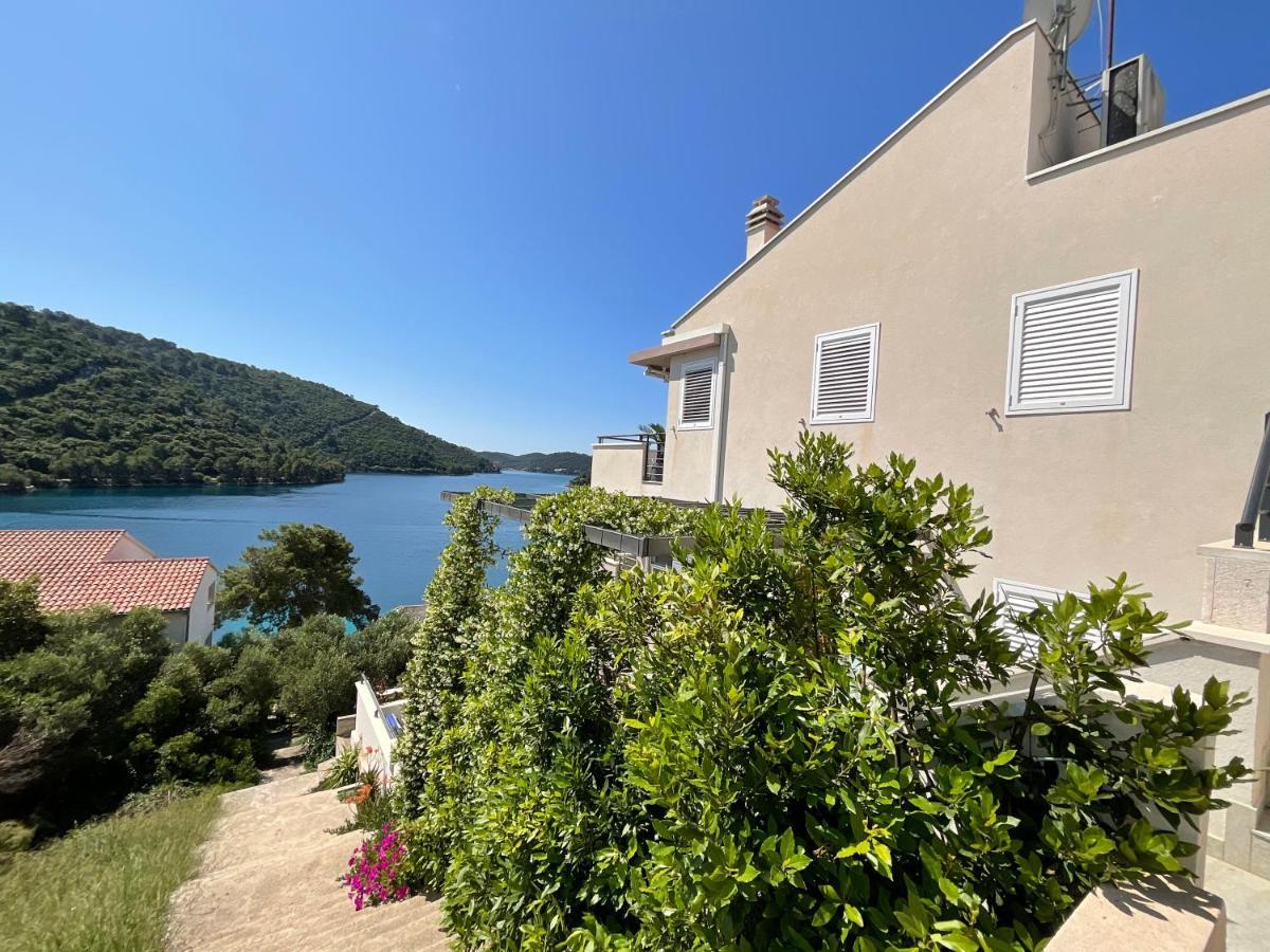Villa Iva Lastovo Uble Exterior foto